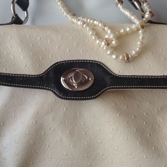 Elite leather ostrich designer Sz 13x10x3. 5 compartments $40 Free Belt or scarf - Picture 2 of 15